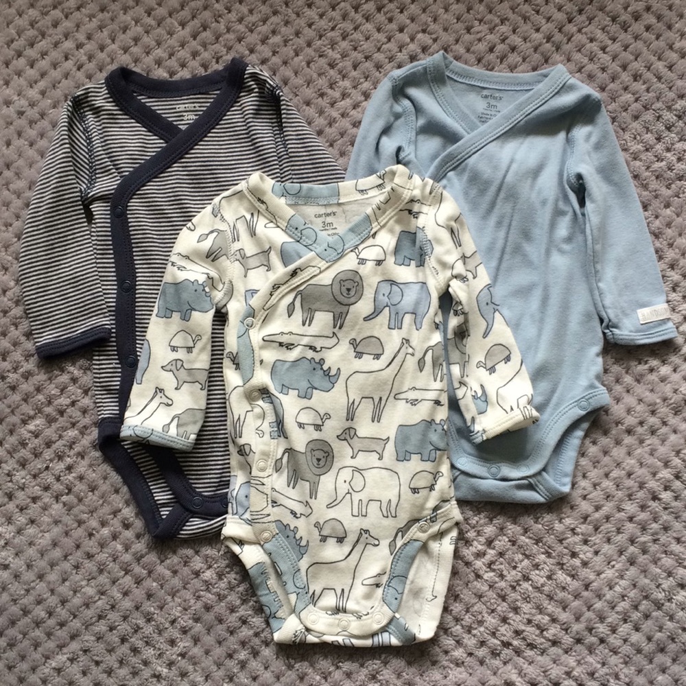Carter's baby boy 3pk body suit.